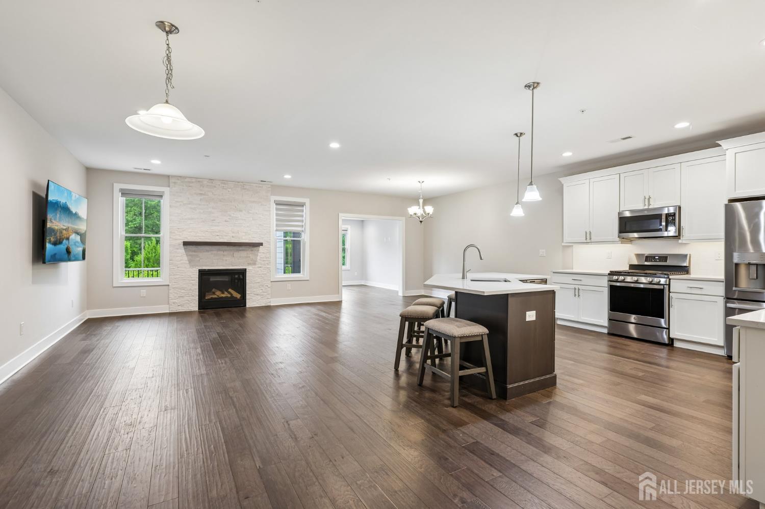 52 Riverwalk Plainsboro NJ 08536