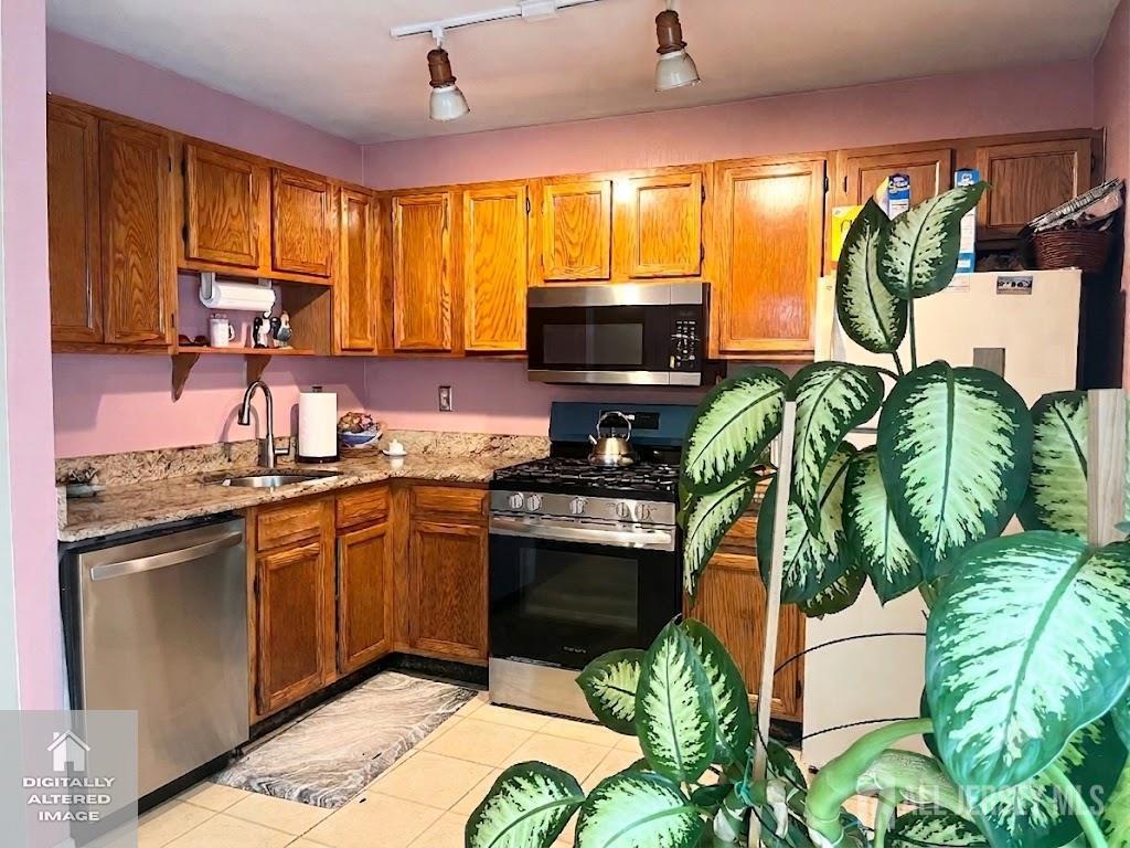 82 Cliffwood Avenue Aberdeen NJ 07721