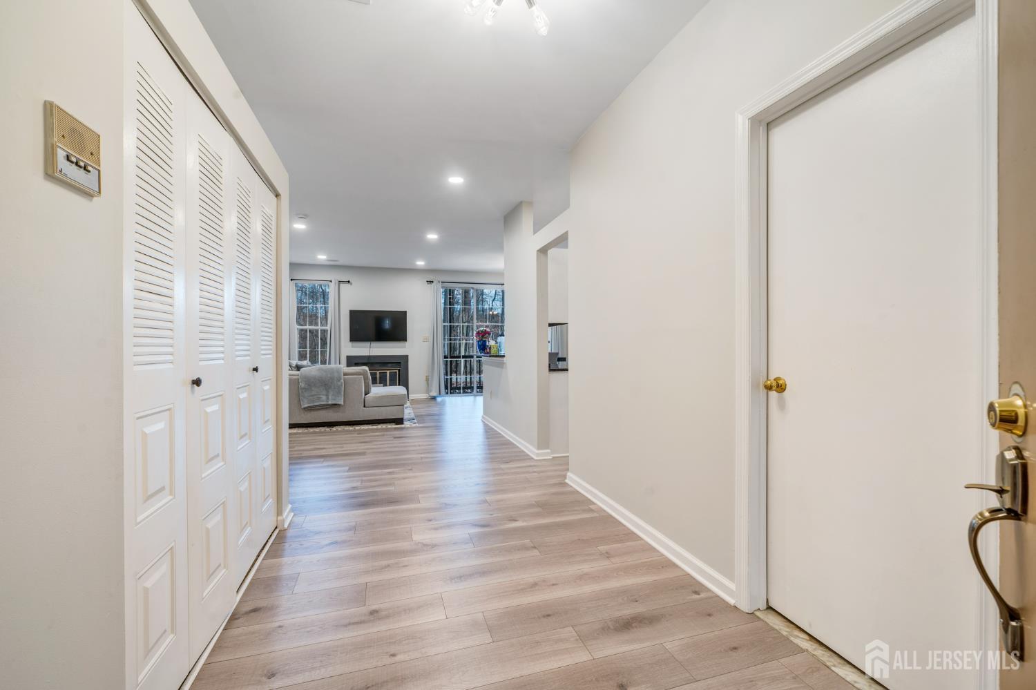 5071 Beech Court South Brunswick NJ 08852