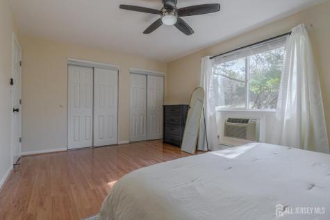 903 Cricket Lane Woodbridge Proper NJ 07095