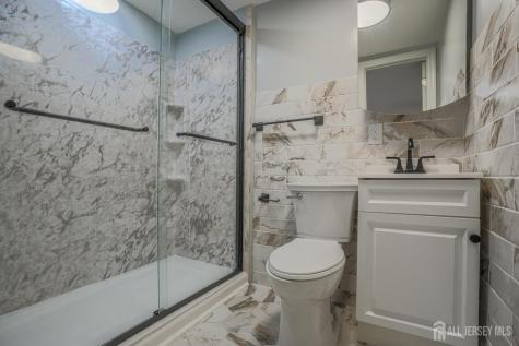 903 Cricket Lane Woodbridge Proper NJ 07095
