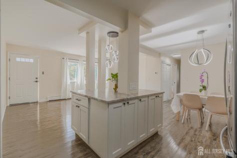 903 Cricket Lane Woodbridge Proper NJ 07095