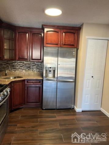 102 Albury Way North Brunswick NJ 08902