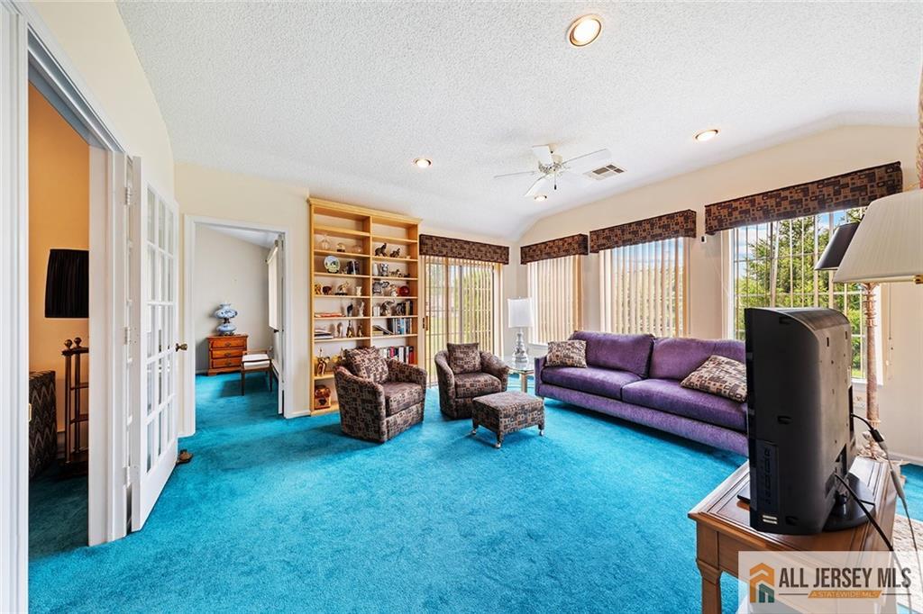 664 Azalea Plaza Monroe NJ 08831