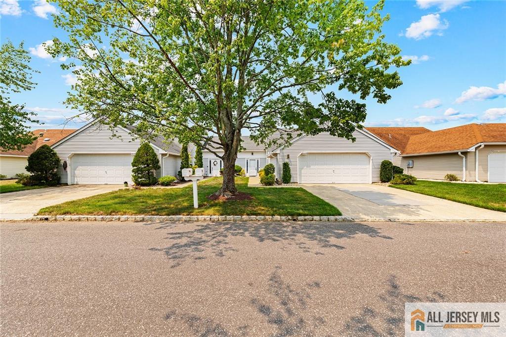 664 Azalea Plaza Monroe NJ 08831