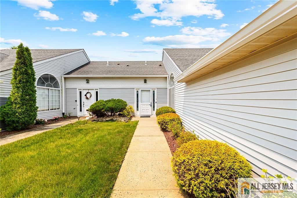 664 Azalea Plaza Monroe NJ 08831