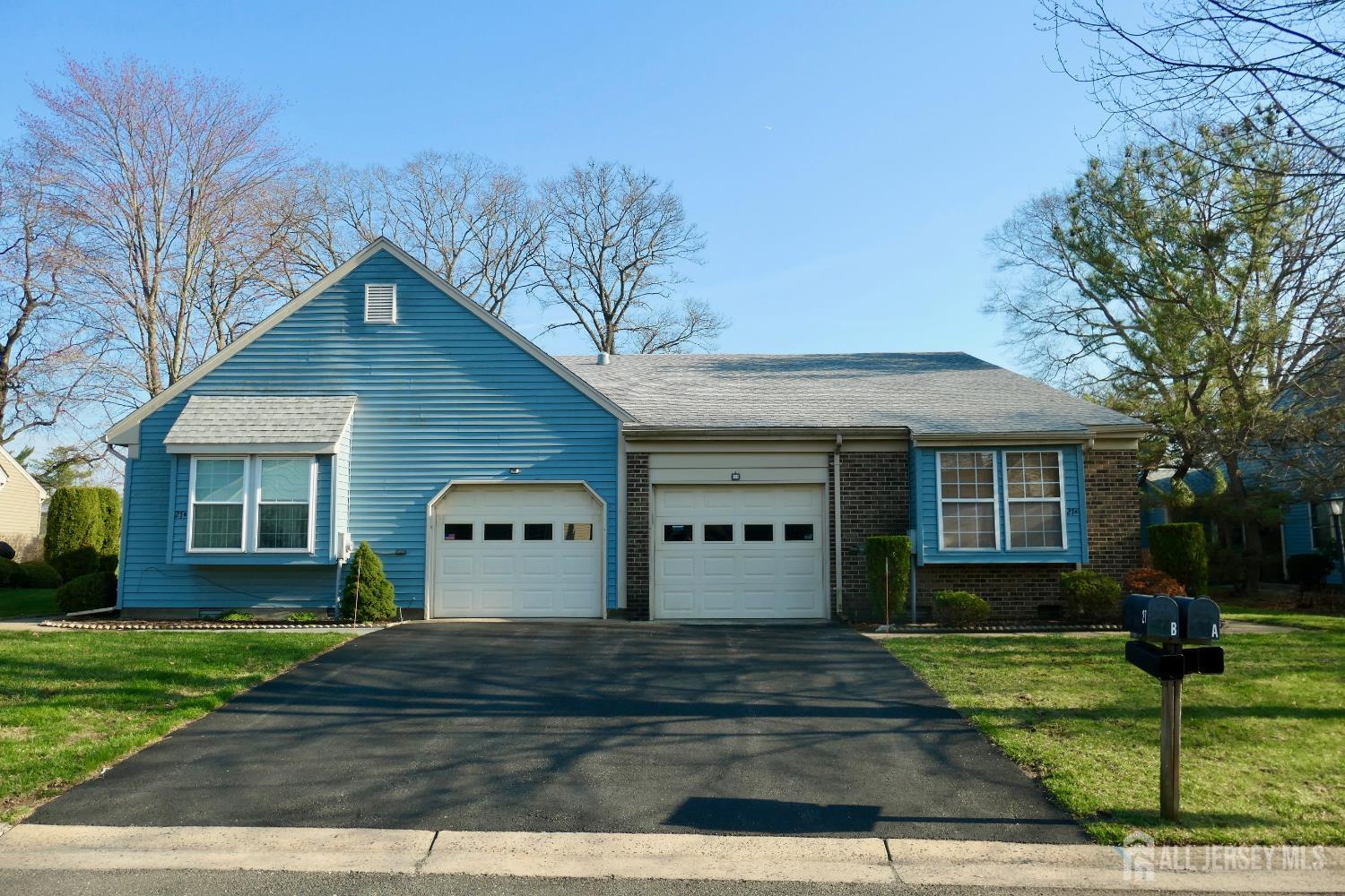 27-A John Adams Court Monroe NJ 08831