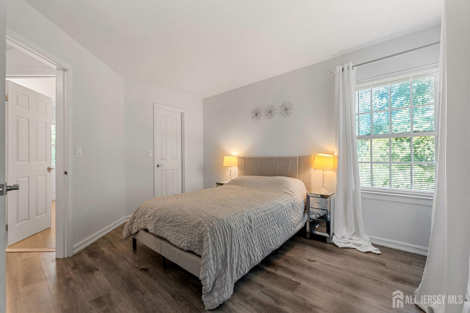10 Starlight Court New Brunswick NJ 08901