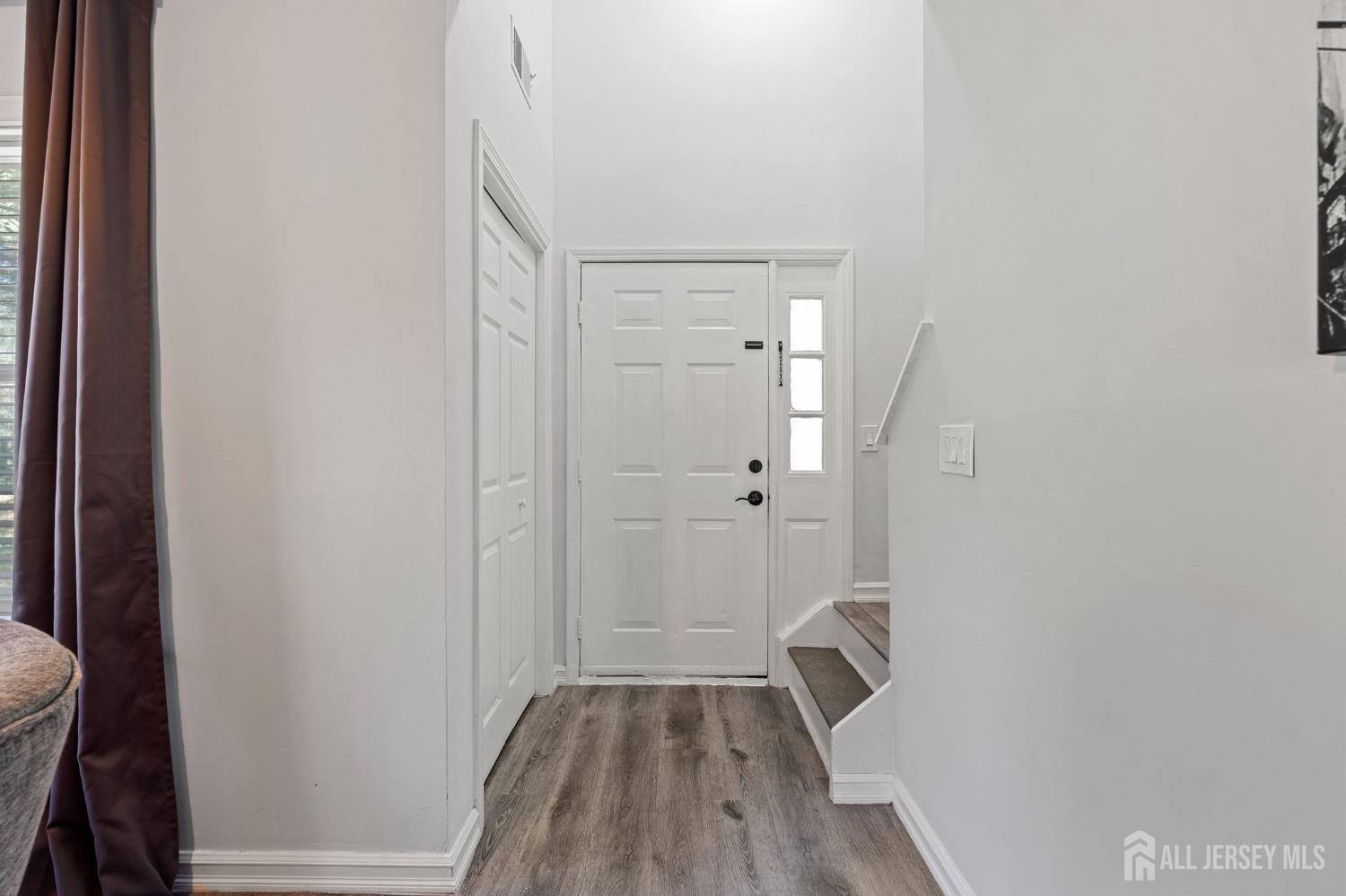 10 Starlight Court New Brunswick NJ 08901