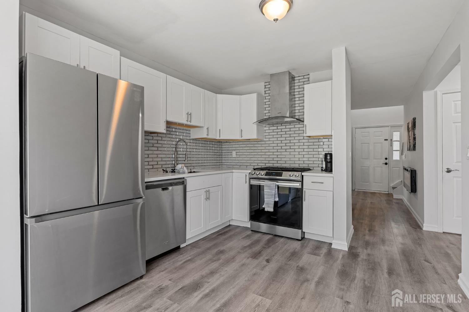 10 Starlight Court New Brunswick NJ 08901