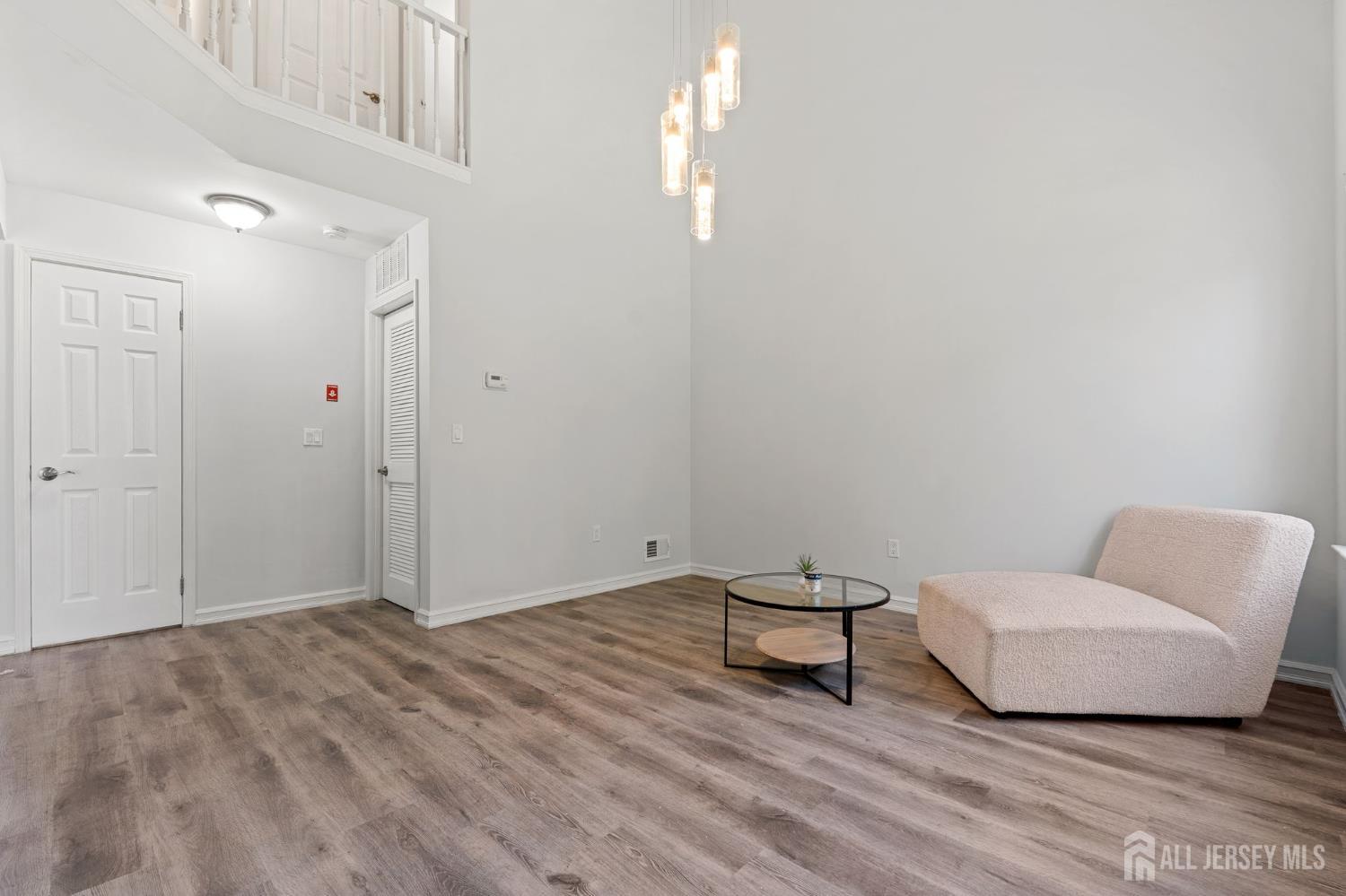 10 Starlight Court New Brunswick NJ 08901