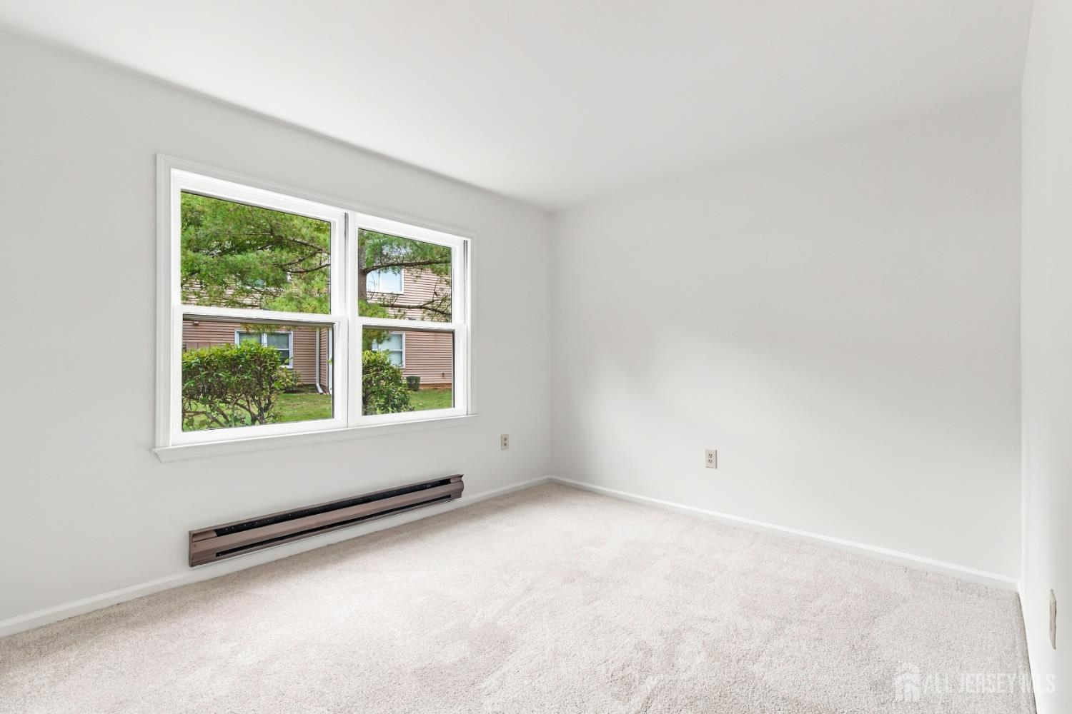 636 Yale Way Monroe NJ 08831