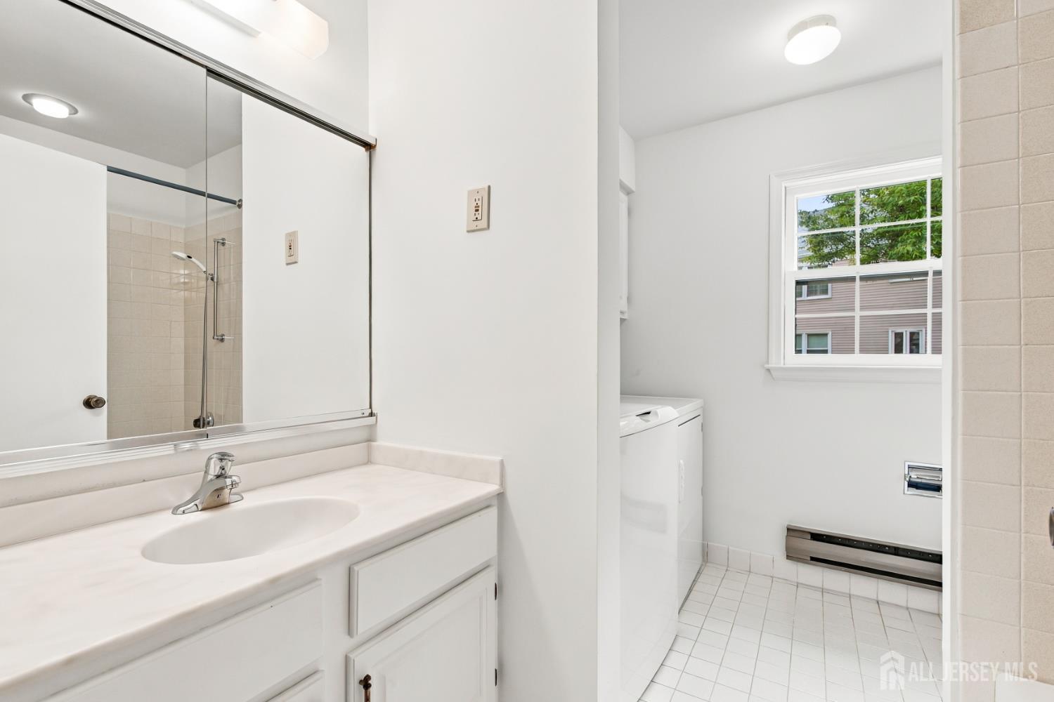 636 Yale Way Monroe NJ 08831