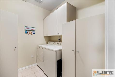 25 Missy Lane Monroe NJ 08831