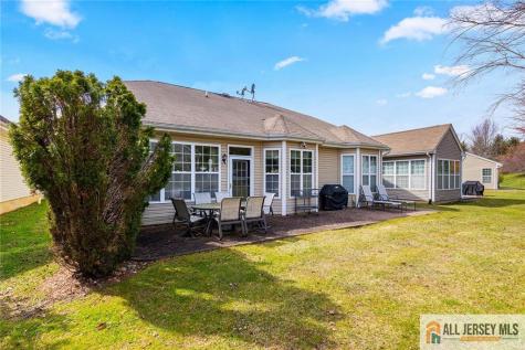 25 Missy Lane Monroe NJ 08831