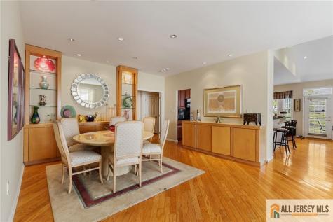 25 Missy Lane Monroe NJ 08831