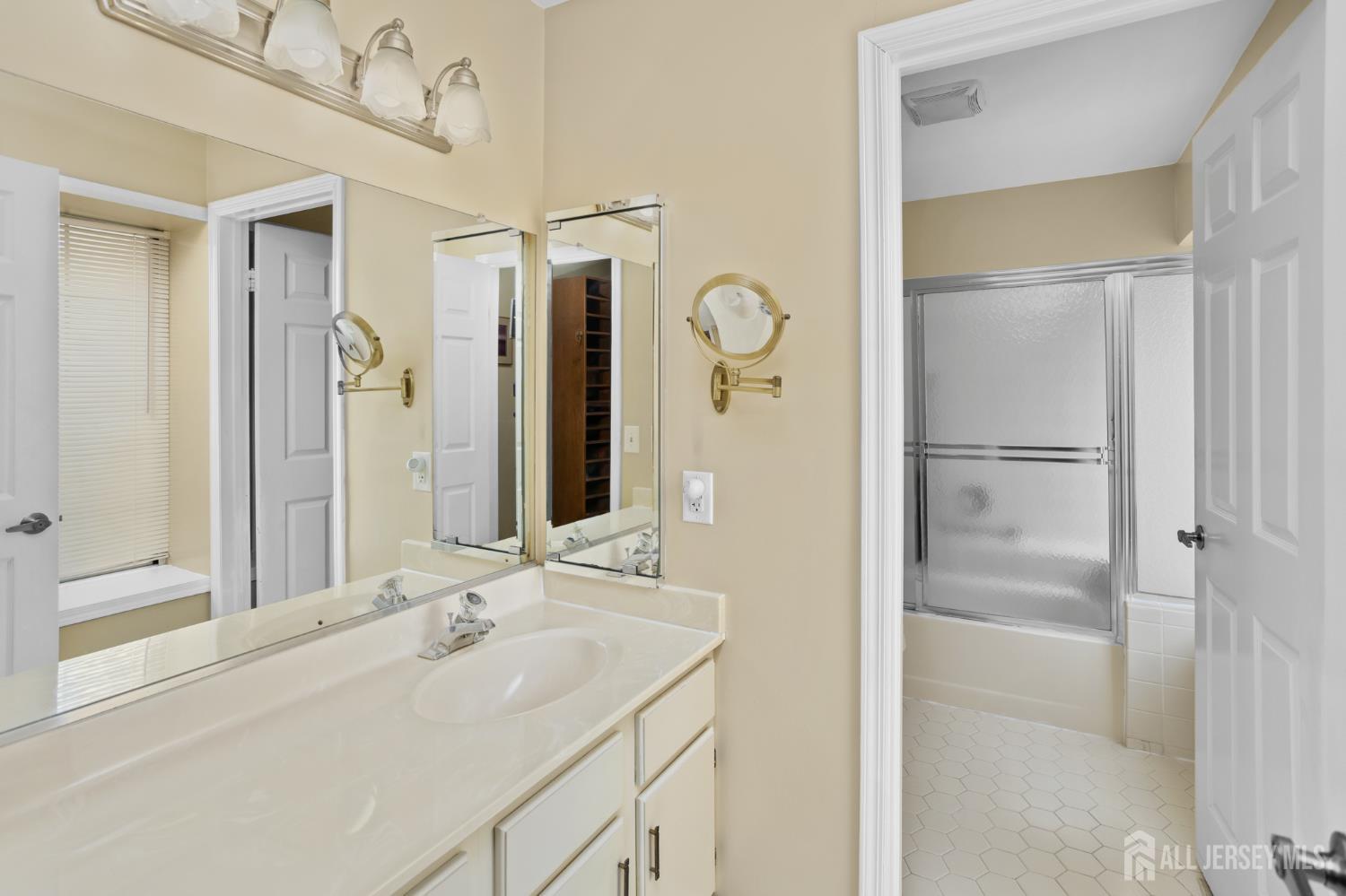 38 Canterbury Drive Monroe NJ 08831