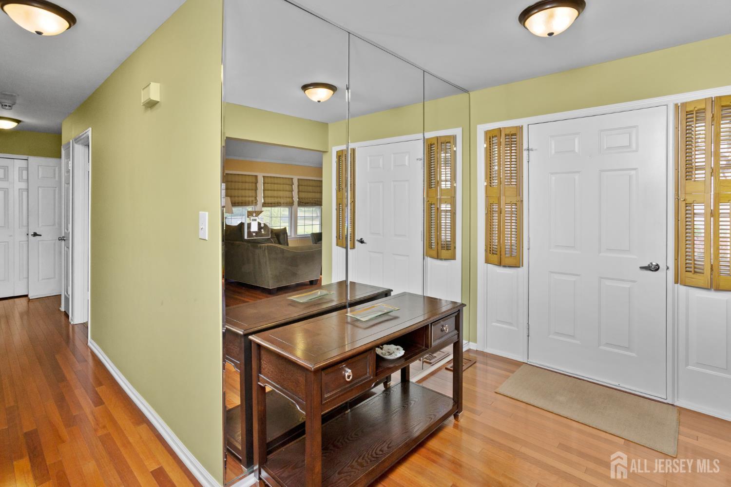 38 Canterbury Drive Monroe NJ 08831