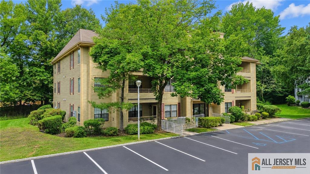 503 Chester Court Helmetta NJ 08828