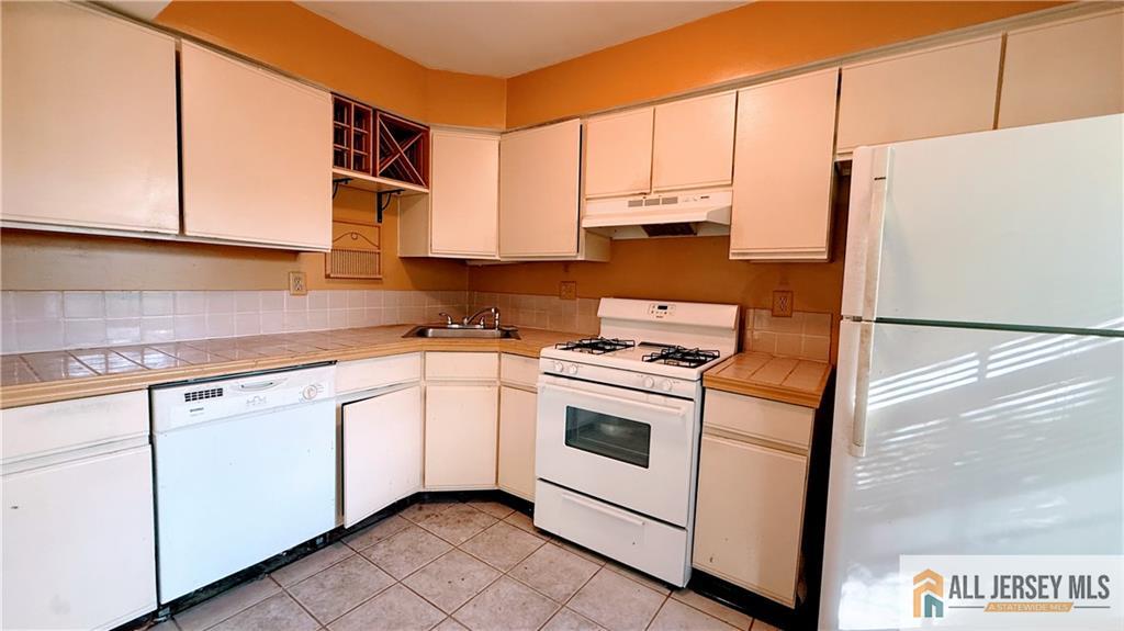 13 Powell Court Hightstown NJ 08520