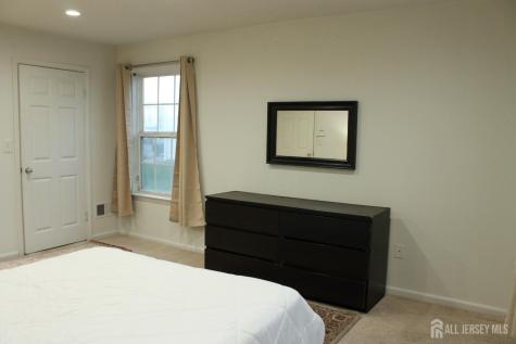 612 Waterford Drive Edison NJ 08817