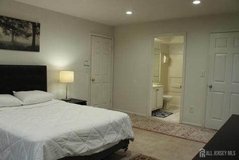 612 Waterford Drive Edison NJ 08817