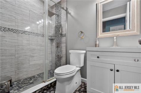 343 Lancaster Court Piscataway NJ 08854