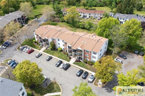 343 Lancaster Court Piscataway NJ 08854
