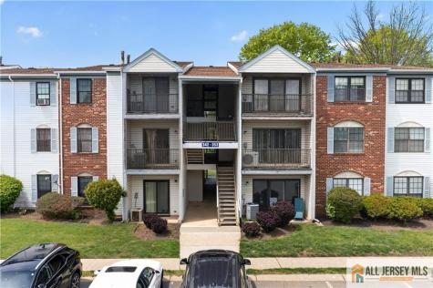343 Lancaster Court Piscataway NJ 08854