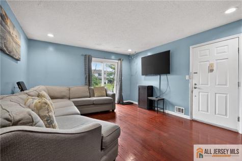 343 Lancaster Court Piscataway NJ 08854