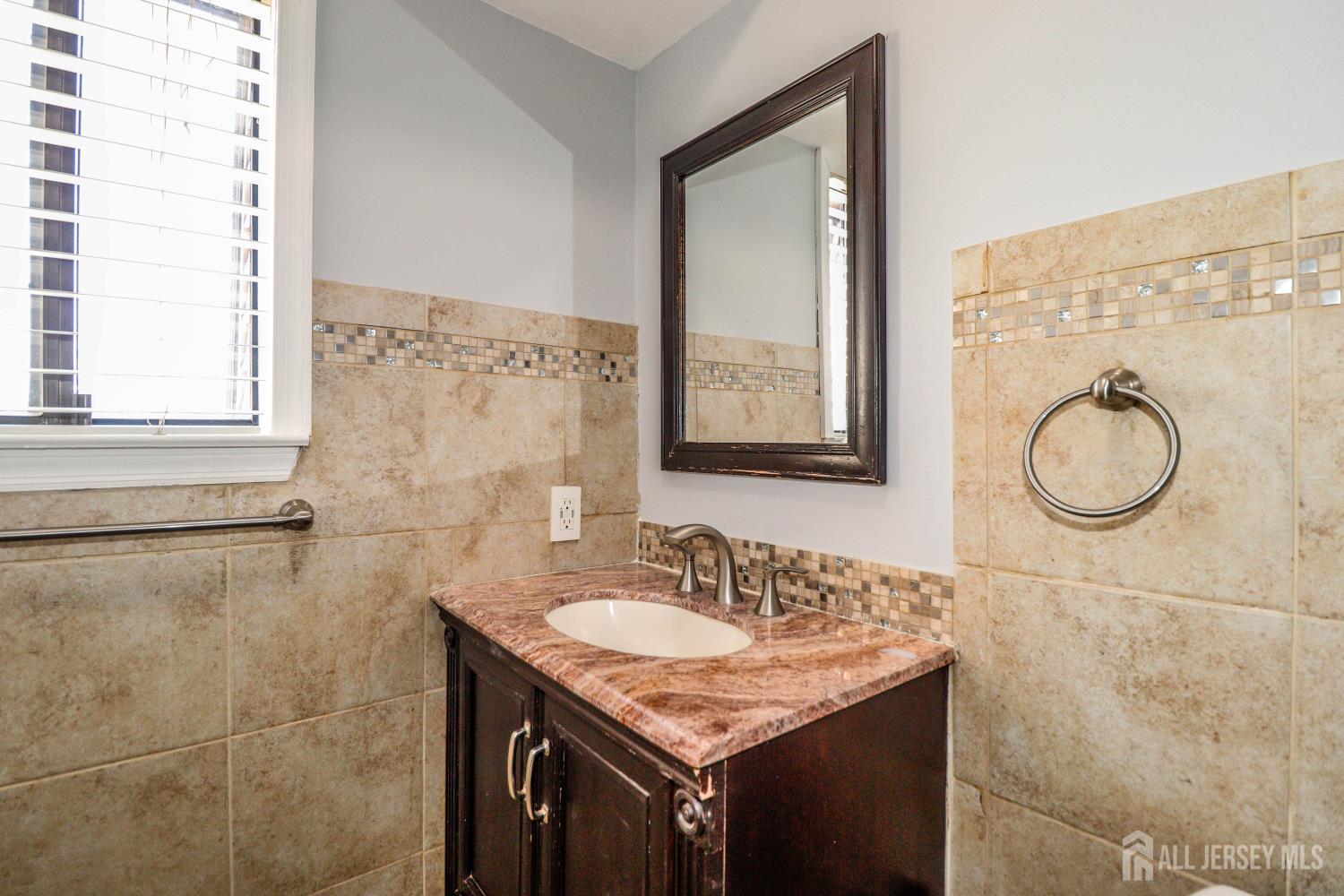 312 Edison Glen Terrace Edison NJ 08837