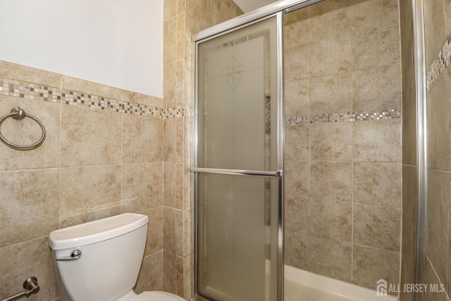 312 Edison Glen Terrace Edison NJ 08837