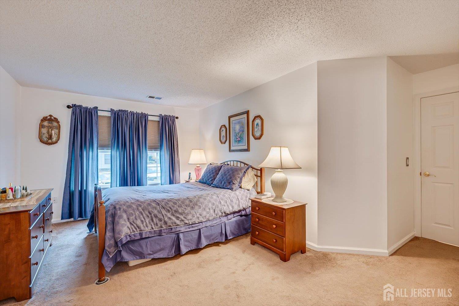 1801 Bayhead Drive Sayreville NJ 08859