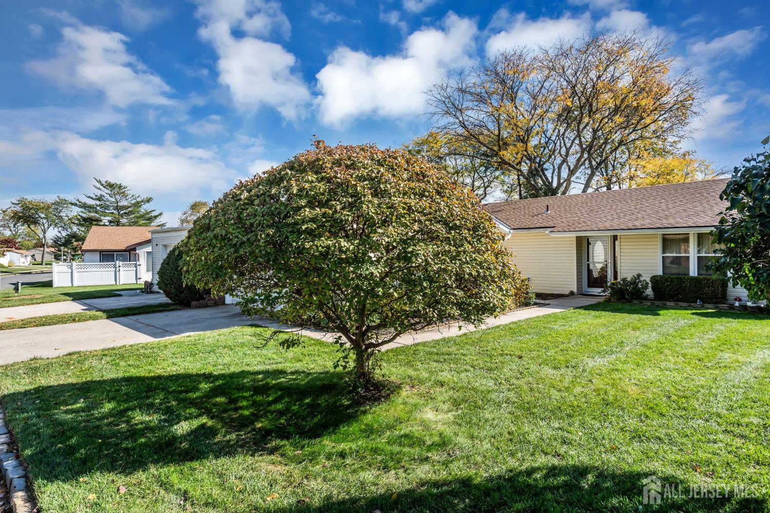 80 Banyan Plaza N Monroe NJ 08831