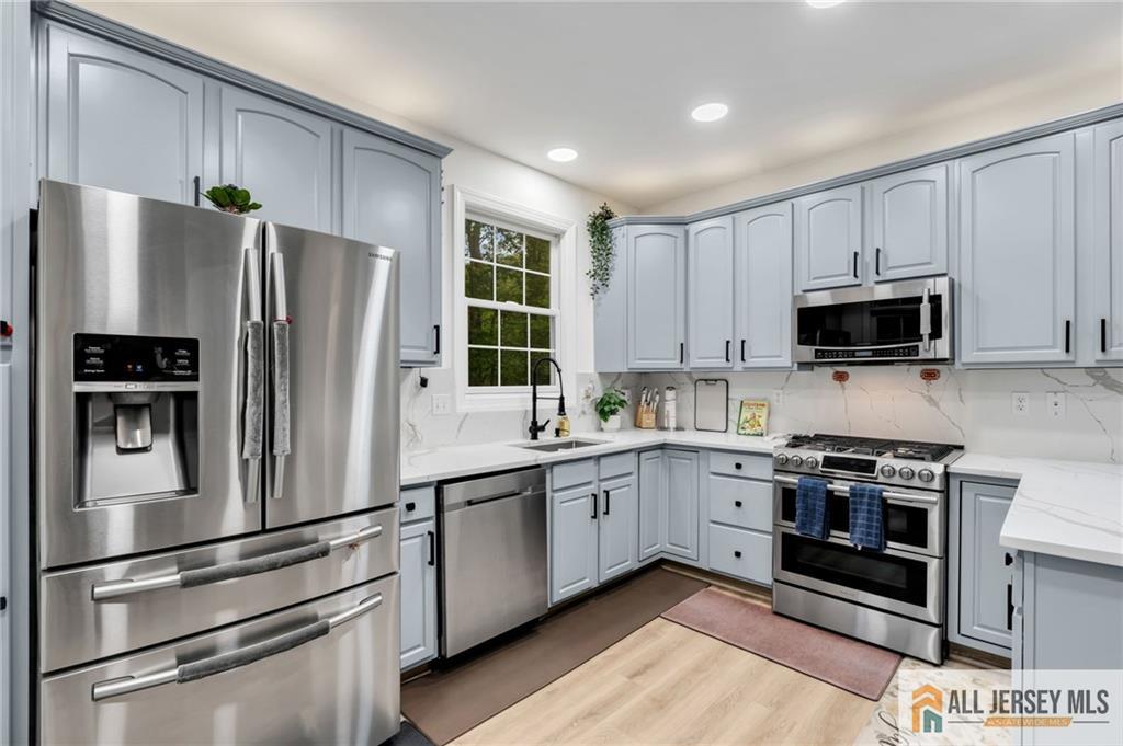 22 Amber Drive Old Bridge NJ 08857
