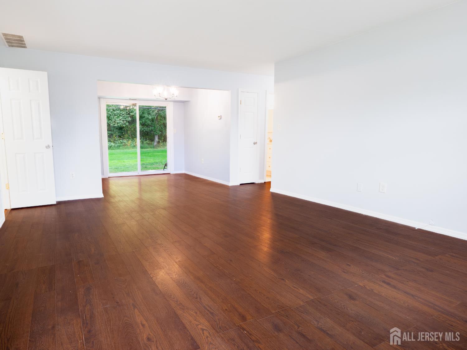52 Garden View Terrace East Windsor NJ 08520