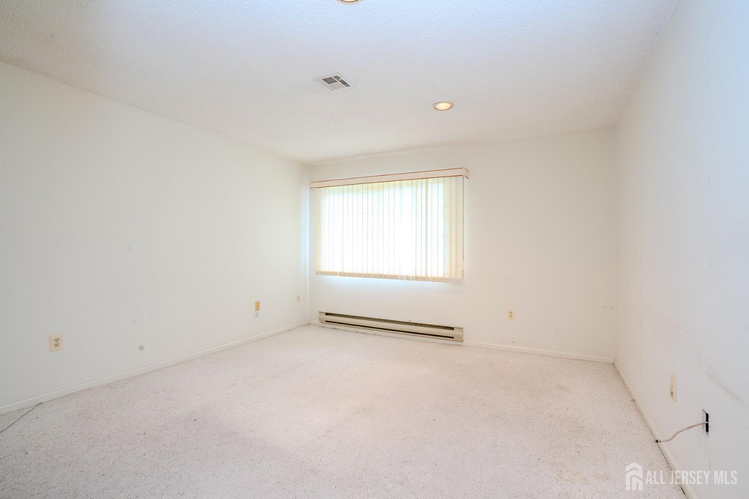 644 Nutley Drive Monroe NJ 08832