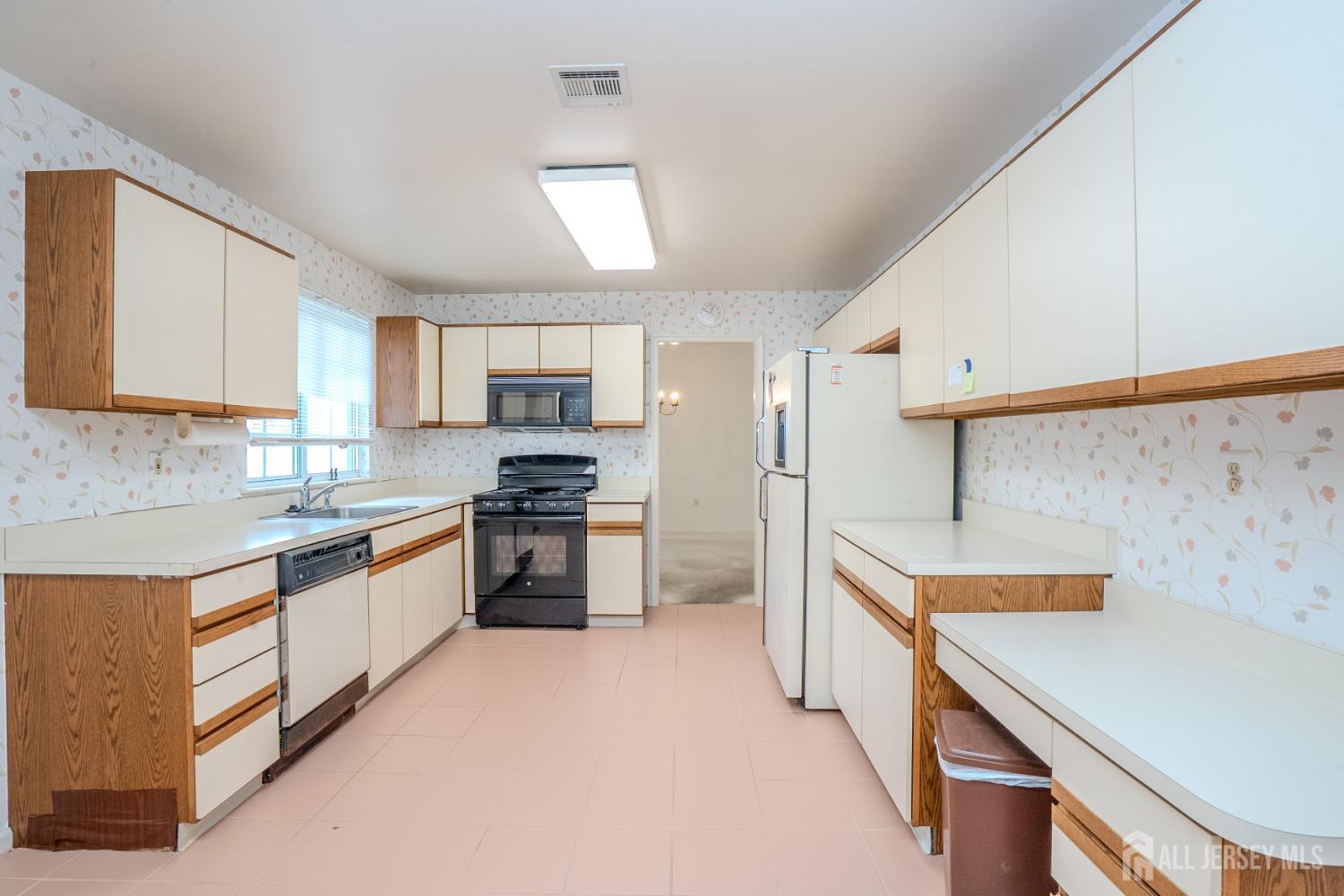 644 Nutley Drive Monroe NJ 08832