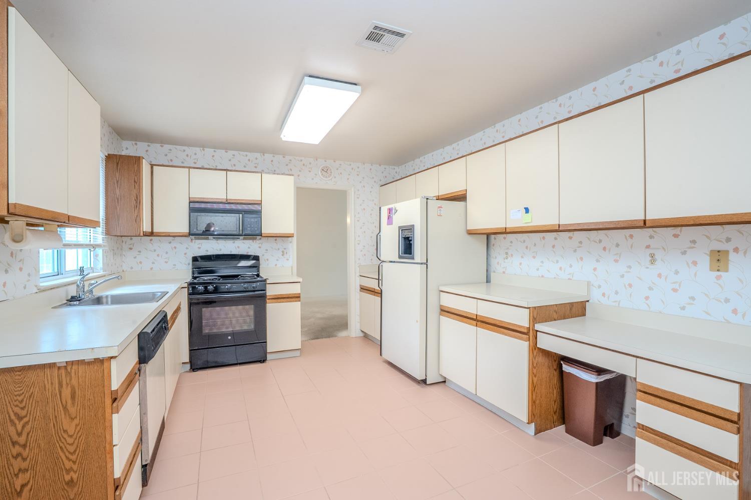 644 Nutley Drive Monroe NJ 08832