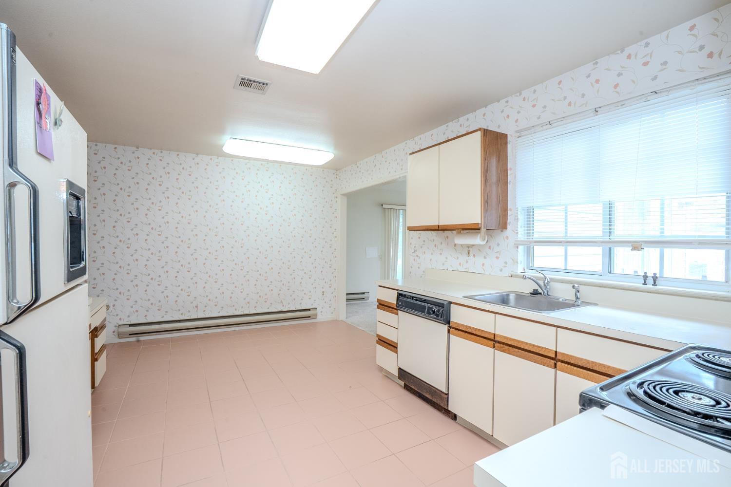 644 Nutley Drive Monroe NJ 08832