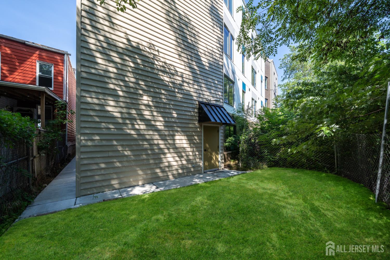 67 Virginia Avenue Jersey City NJ 07304
