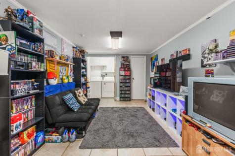 735 Cricket Lane Woodbridge Proper NJ 07095