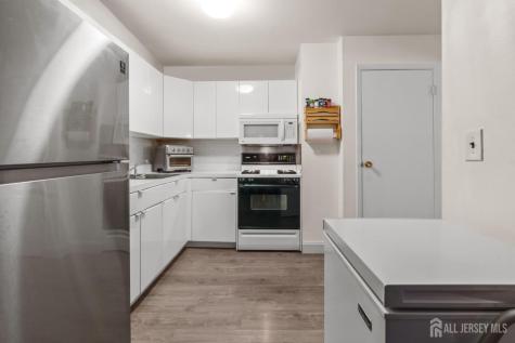 735 Cricket Lane Woodbridge Proper NJ 07095