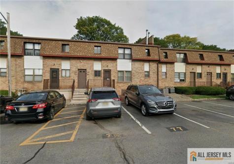 309 N Oaks Boulevard North Brunswick NJ 08902