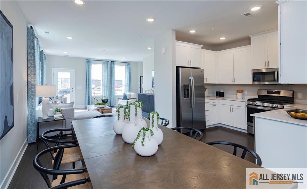 179 Leona Stewart Lane Pennington NJ 08534