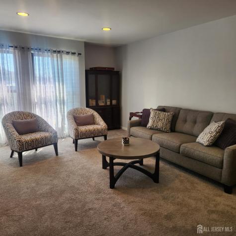 3 Twin River Drive Hightstown NJ 08520