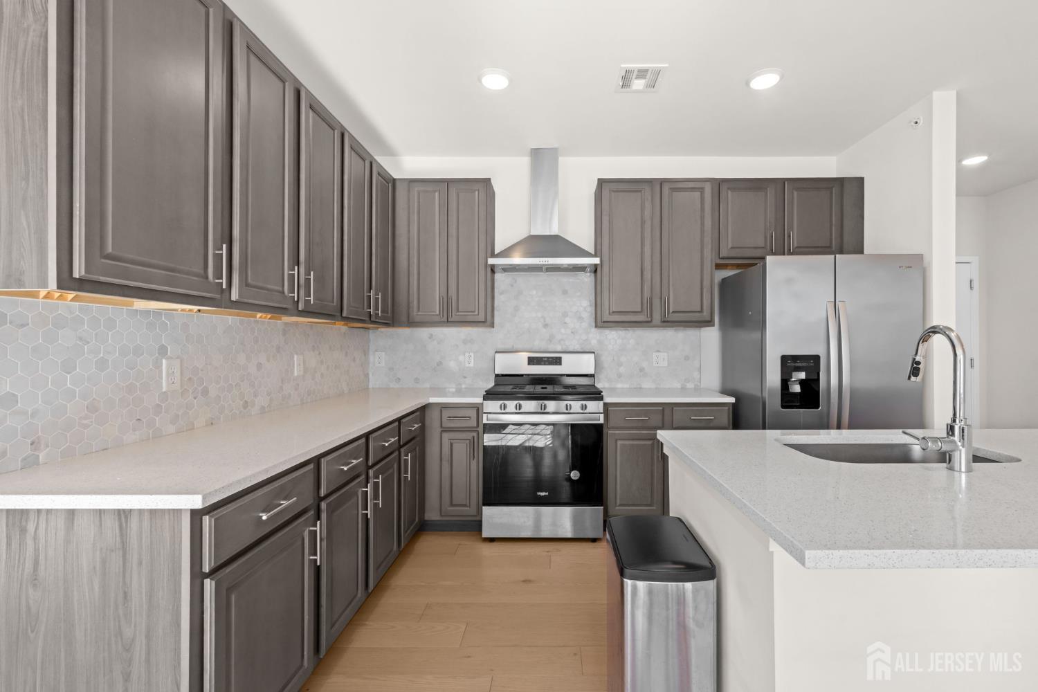 644 Lorhan Drive Piscataway NJ 08854