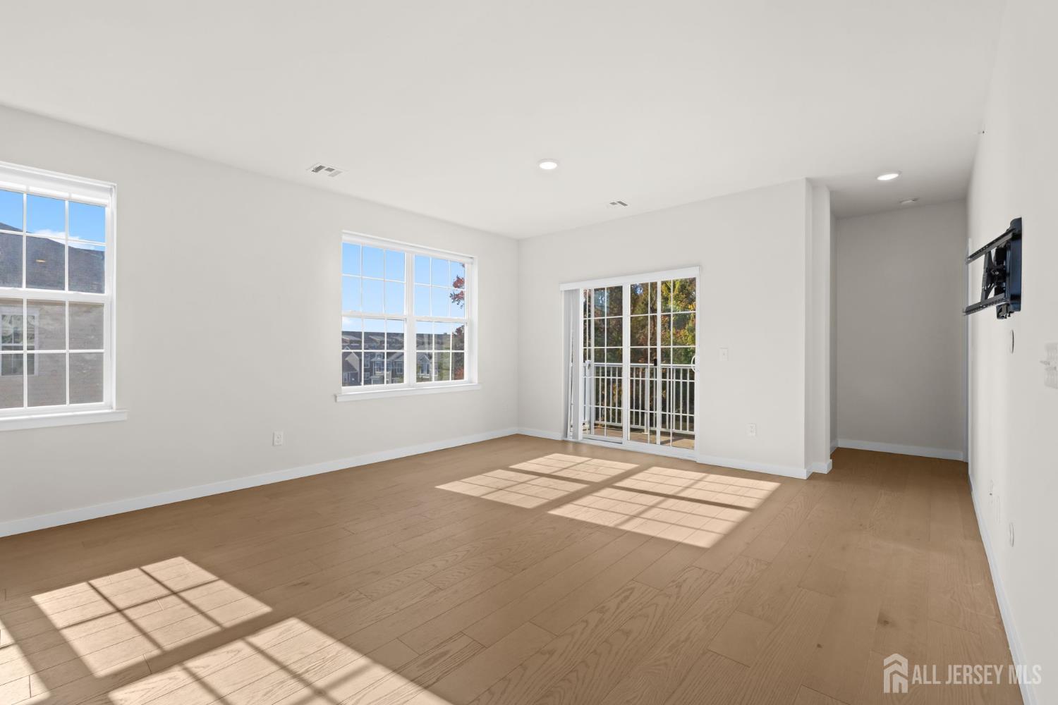 644 Lorhan Drive Piscataway NJ 08854