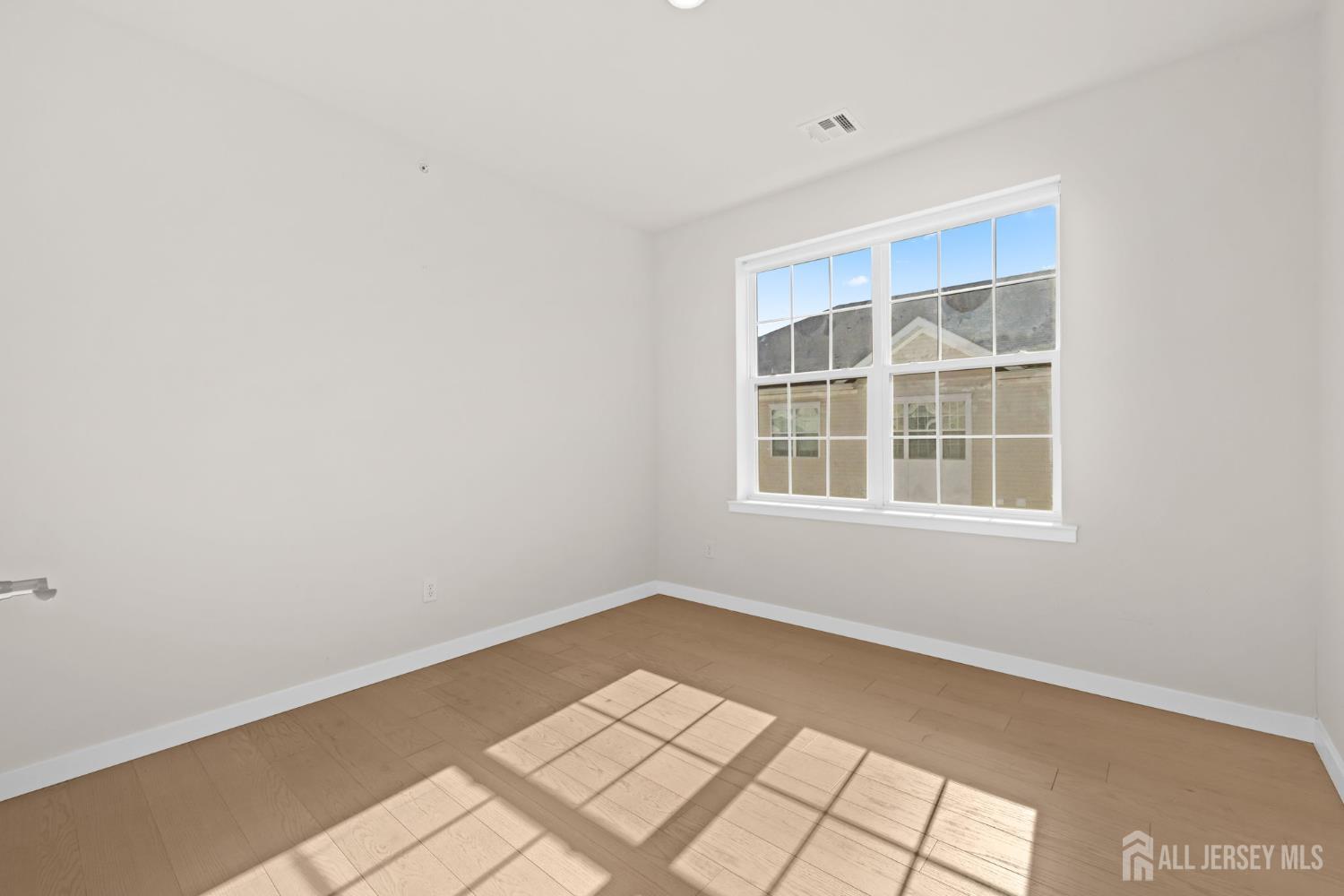 644 Lorhan Drive Piscataway NJ 08854