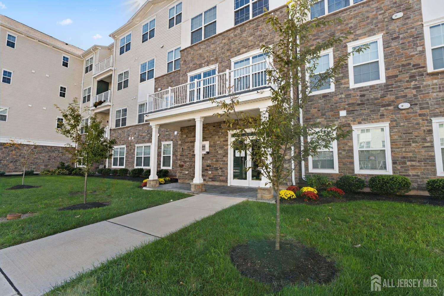 644 Lorhan Drive Piscataway NJ 08854